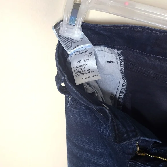 Levi's Signature Skinny Dark Denim Women's W28"xL36" - Picture 3 of 3